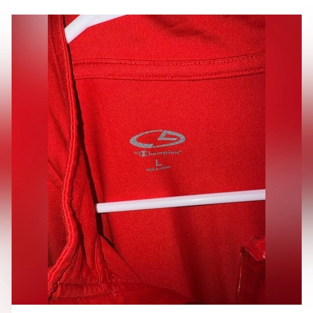 Champion Duo Dry Red Large Long Sleeve 1/4 Zip Activewear‎ Shirt size L